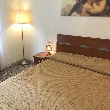 Casa Nella Rome